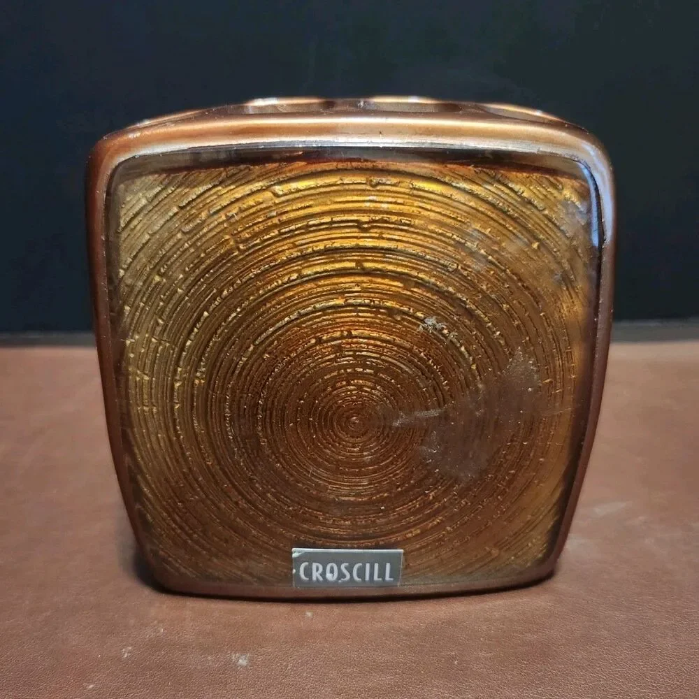 Croscill Brown Resin Free Standing Toothbrush Holder Bathroom Countertop